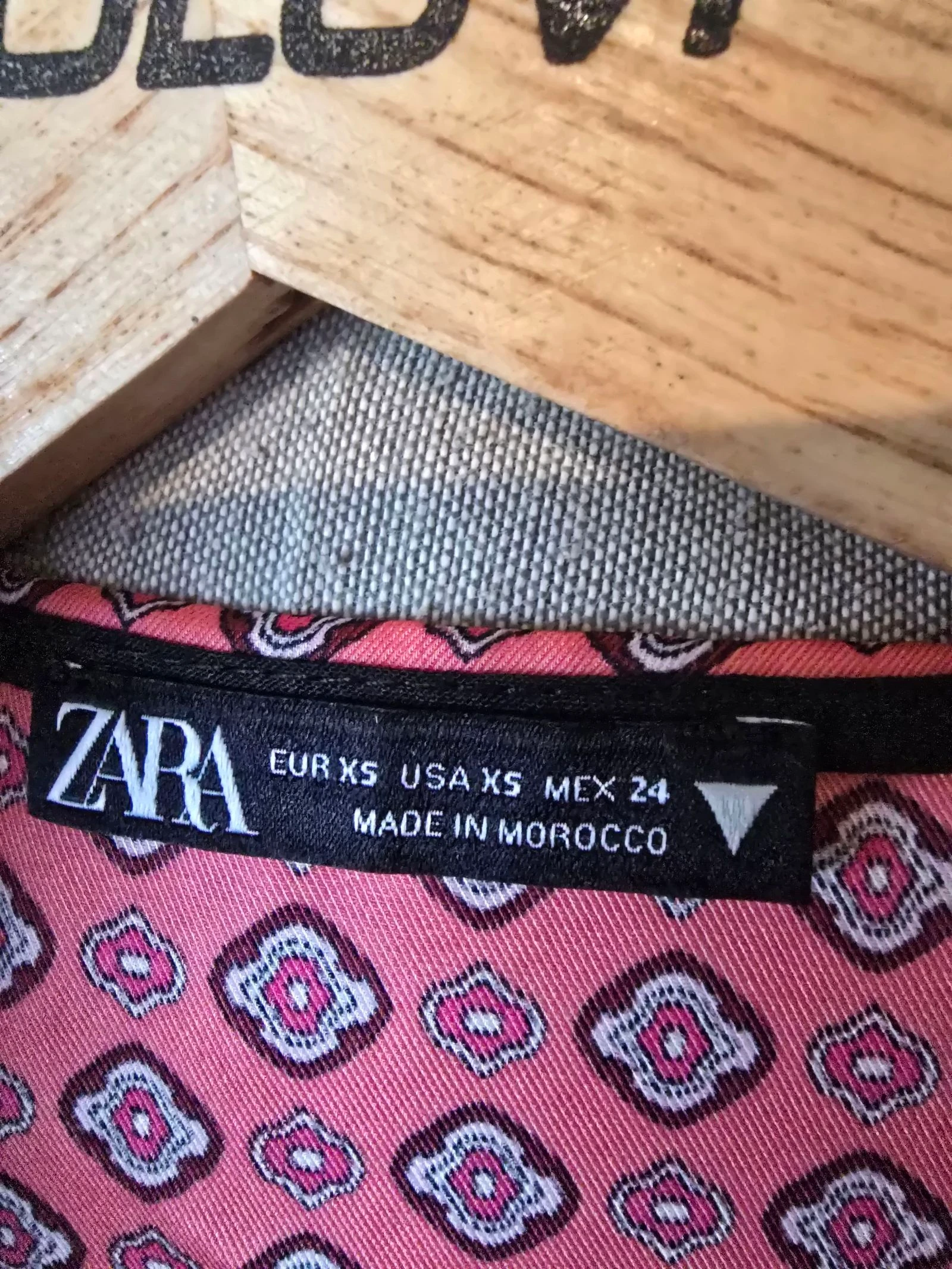 Satijnen kimono-stijl jurk van Zara -maat XS – photo 2